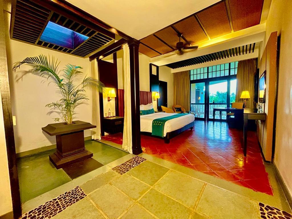 Plumeria Lake Resort & Spa Vayalar Ngoại thất bức ảnh