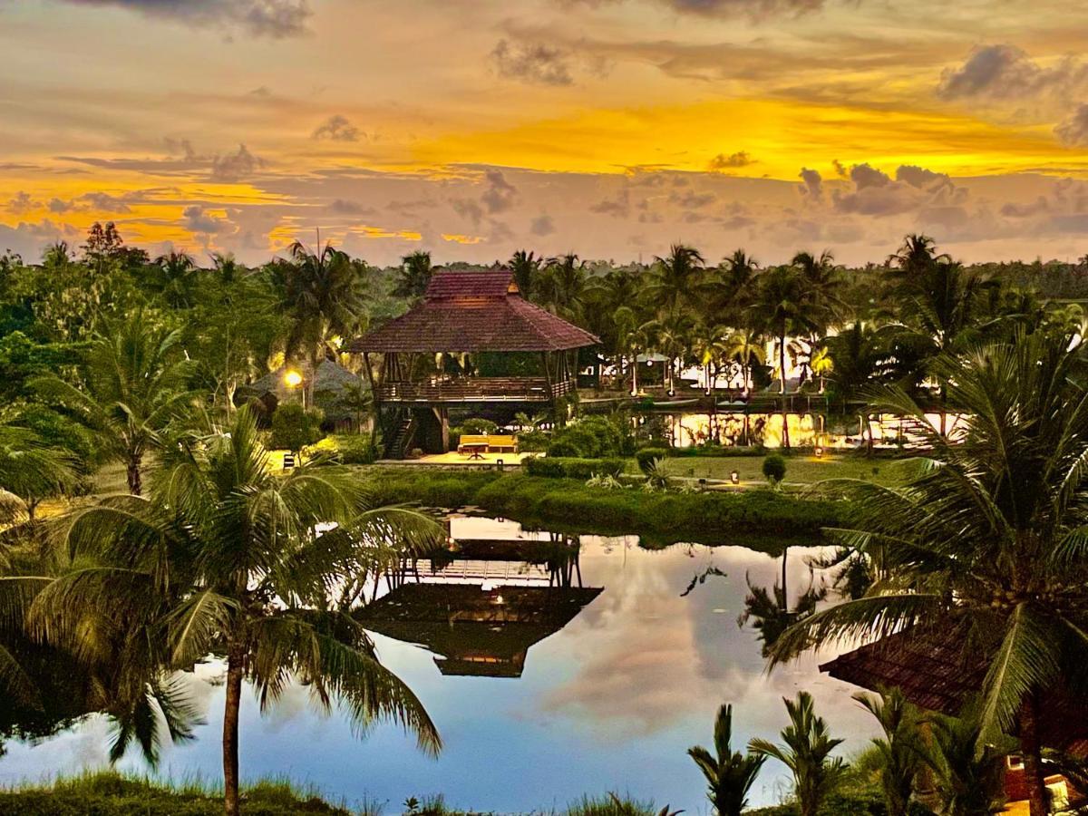 Plumeria Lake Resort & Spa Vayalar Ngoại thất bức ảnh
